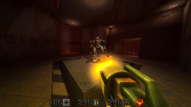 Screenshot: Ein Strogg Tank in einem engen Raum. So ist er ein gefährlicher Gegner