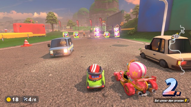 Screenshot: In den Knockout Rennen sind nicht nur die Kontrahenten auf den Straßen unterwegs