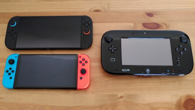 Screenshot: Größenvergleich zwischen Switch 2 oben links, Switch 1 OLED unten links und aus Jux rechts das Gamepad der WiiU